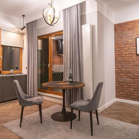Labo Apartment Metro Mlociny Варшава Екстер'єр фото