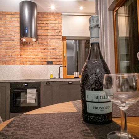 Labo Apartment Metro Mlociny Варшава Екстер'єр фото